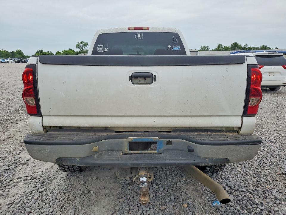 Продажа на аукционе авто 2006 Chevrolet Silverado, vin: 1GCHK23UX6F176079, номер лота: 53003776