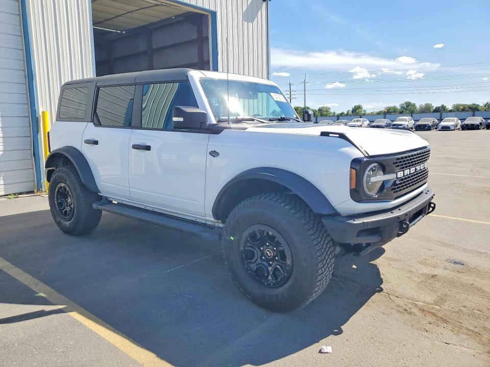 2024 Ford Bronco მანქანა იყიდება აუქციონზე, vin: 1FMEE2BP2RLA35028, აუქციონის ნომერი: 54092106