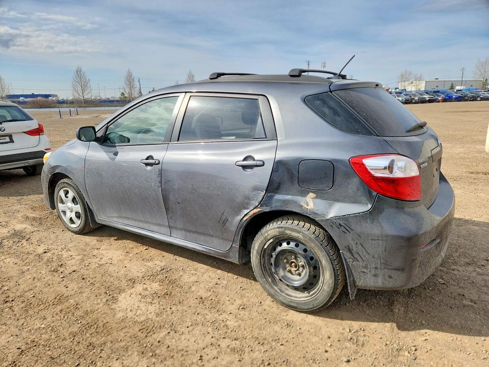 51885796 :رقم المزاد ، 2T1LE4EE7AC013670 vin ، 2010 Toyota Matrix Wagon 4wd مزاد بيع