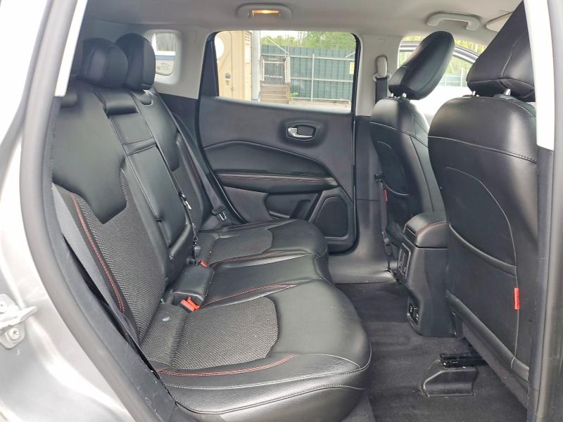 2018 Jeep Compass მანქანა იყიდება აუქციონზე, vin: 3C4NJDDB4JT232398, აუქციონის ნომერი: 53949506