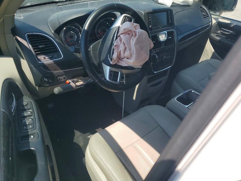 53927986 :رقم المزاد ، 2C4RC1BG2GR150805 vin ، 2016 Chrysler Town & Country مزاد بيع
