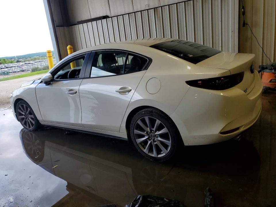 2021 Mazda 3 მანქანა იყიდება აუქციონზე, vin: JM1BPBCLXM1306192, აუქციონის ნომერი: 53889926