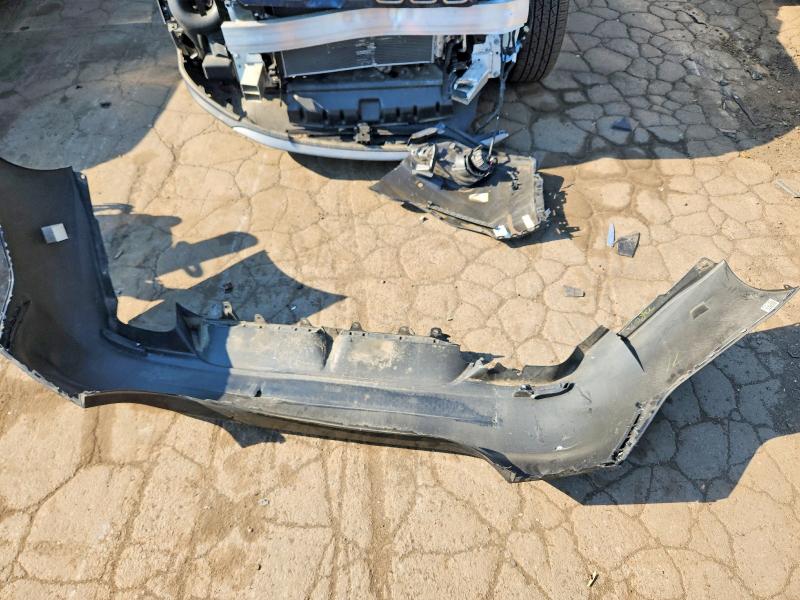 54091756 :رقم المزاد ، 4T1B11HK4KU250835 vin ، 2019 Toyota Camry مزاد بيع