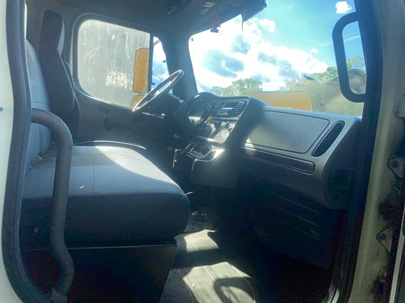 Продаж на аукціоні авто 2015 Freigliner Fld132xl, vin: 3ALACXDT3FDGA5240, номер лоту: 53283136