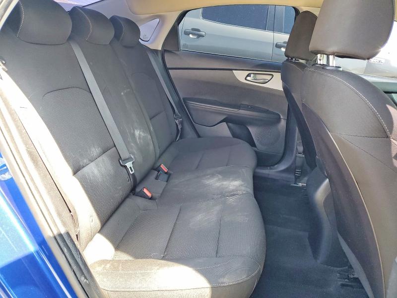 2021 Kia Forte მანქანა იყიდება აუქციონზე, vin: 3KPF24AD9ME354299, აუქციონის ნომერი: 53006946