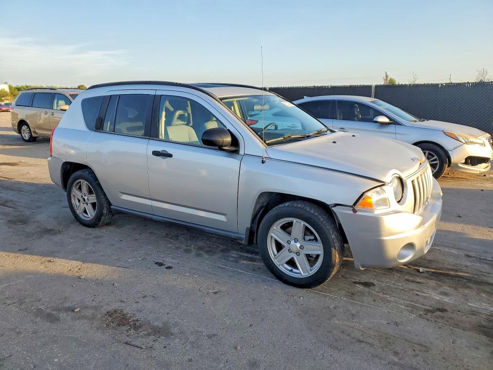 52378596 :رقم المزاد ، 1J8FT47W97D274666 vin ، 2007 Jeep Compass مزاد بيع