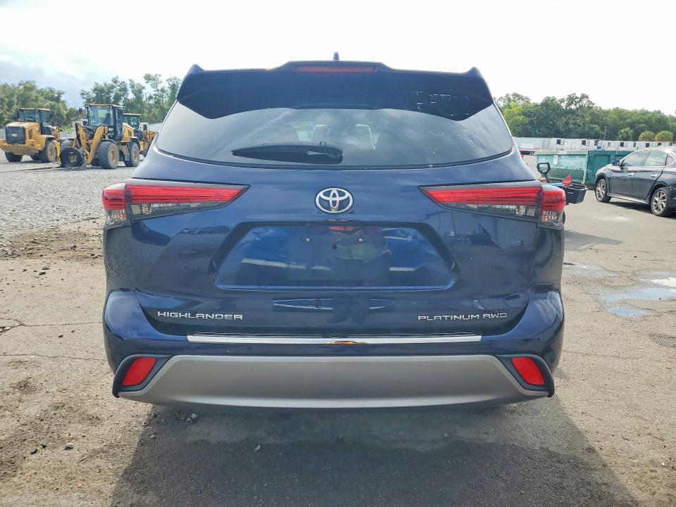 2022 Toyota Highlander მანქანა იყიდება აუქციონზე, vin: 5TDFZRBH2NS221580, აუქციონის ნომერი: 54261106