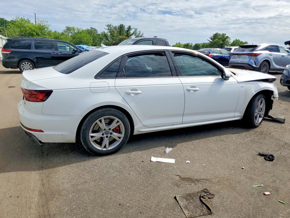 Aukcja sprzedaży 2018 Audi A4, vin: WAUDNAF40JN010015, numer aukcji: 55231826