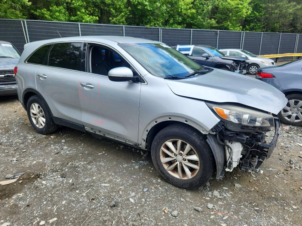 53224346 :رقم المزاد ، 5XYPG4A38HG216470 vin ، 2017 Kia Sorento مزاد بيع