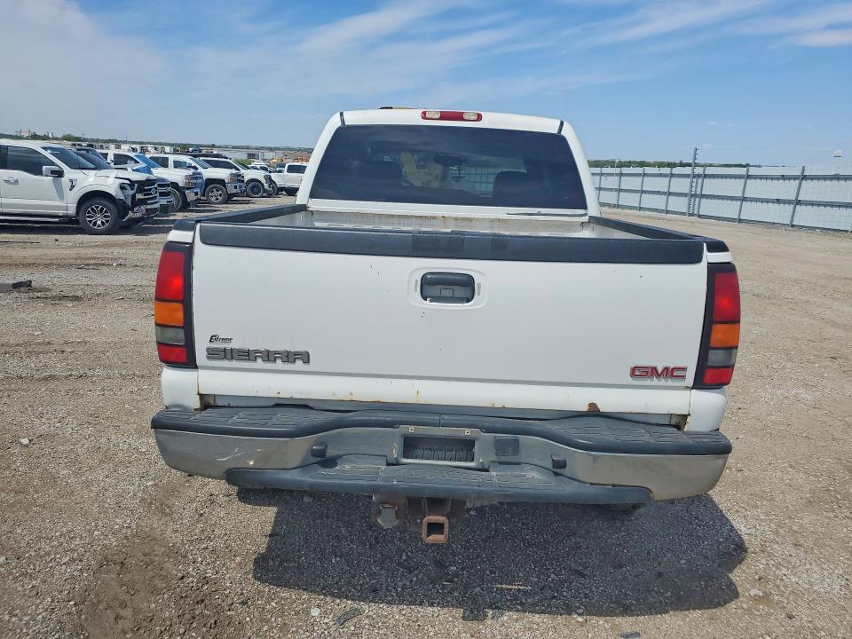 51185056 :رقم المزاد ، 2GTEK13T951192963 vin ، 2005 Gmc New Sierra مزاد بيع