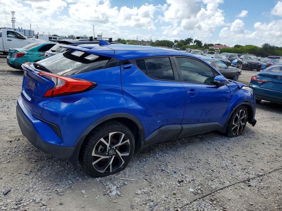 54271116 :رقم المزاد ، NMTKHMBX8JR004068 vin ، 2018 Toyota C-hr مزاد بيع