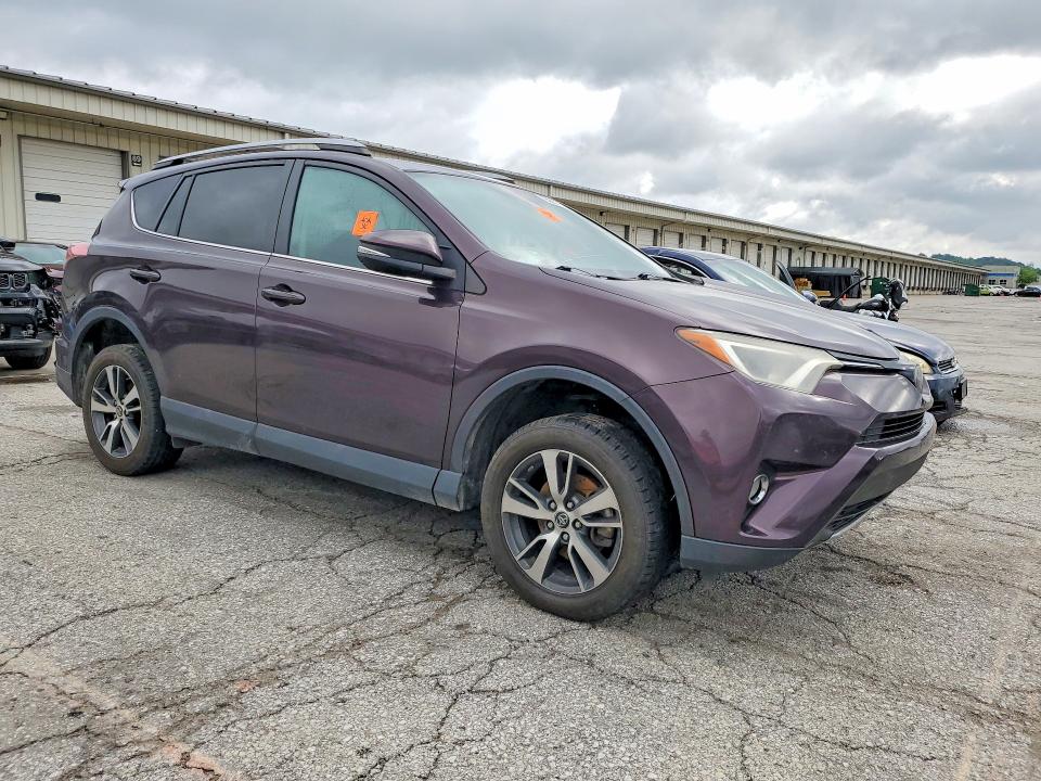 2017 Toyota Rav4 მანქანა იყიდება აუქციონზე, vin: 2T3WFREV0HW388677, აუქციონის ნომერი: 55003756