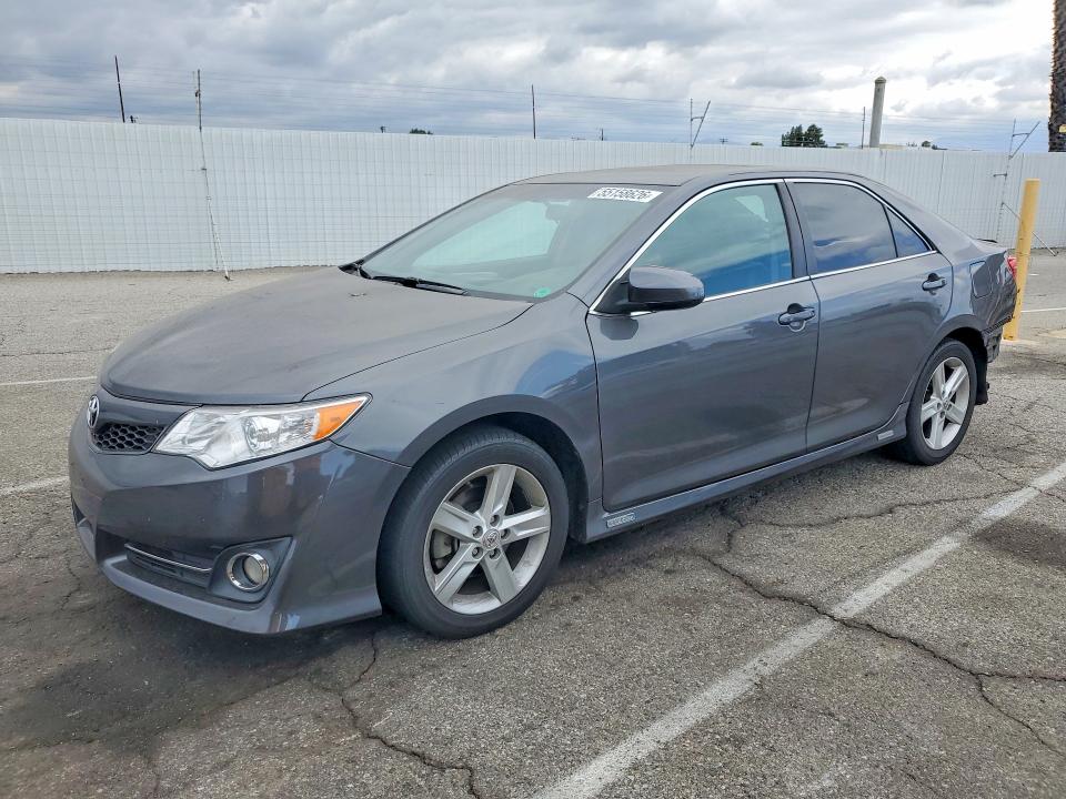 55158626 :رقم المزاد ، 4T1BF1FK3CU549822 vin ، 2012 Toyota Camry مزاد بيع