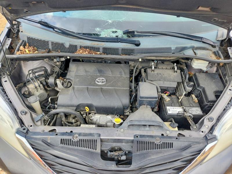 2012 Toyota Sienna მანქანა იყიდება აუქციონზე, vin: 5TDKK3DC0CS196192, აუქციონის ნომერი: 54971686