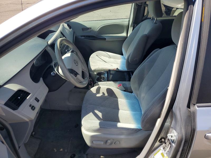 2013 Toyota Sienna მანქანა იყიდება აუქციონზე, vin: 5TDKK3DC2DS401318, აუქციონის ნომერი: 53574146