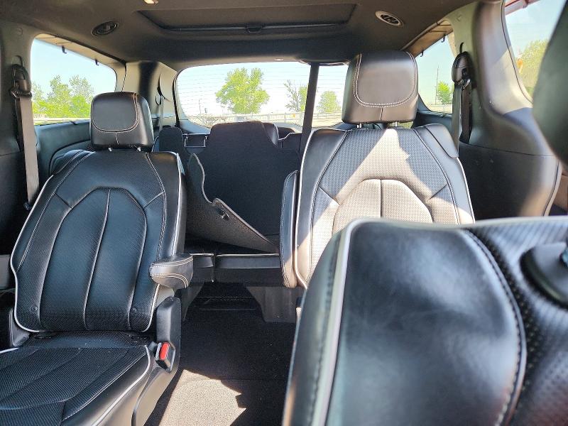 2018 Chrysler Pacifica მანქანა იყიდება აუქციონზე, vin: 2C4RC1GG4JR260349, აუქციონის ნომერი: 53258296