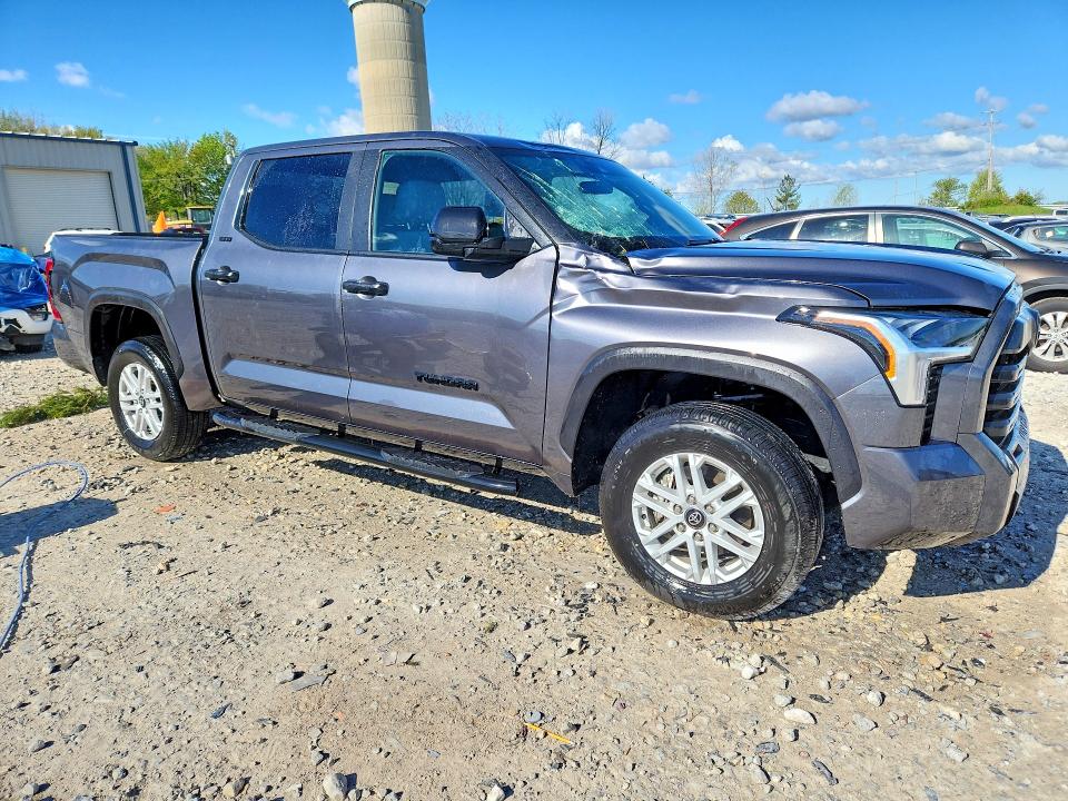 Продажа на аукционе авто 2025 Toyota Tundra, vin: 5TFLA5DB0SX269628, номер лота: 51770196