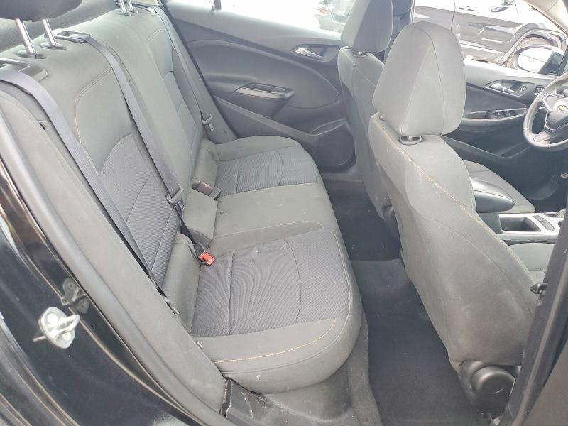53207546 :رقم المزاد ، 1G1BC5SMXJ7113422 vin ، 2018 Chevrolet Cruze مزاد بيع