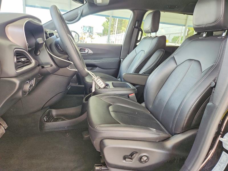 Auction sale of the 2025 Chrysler Pacifica, vin: 2C4RC1BG7SR554479, lot number: 53790946