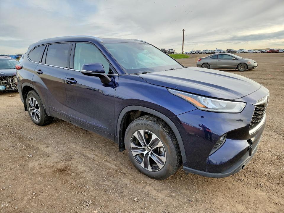 Auction sale of the 2021 Toyota Highlander, vin: 5TDGZRBH7S557468, lot number: 54820016