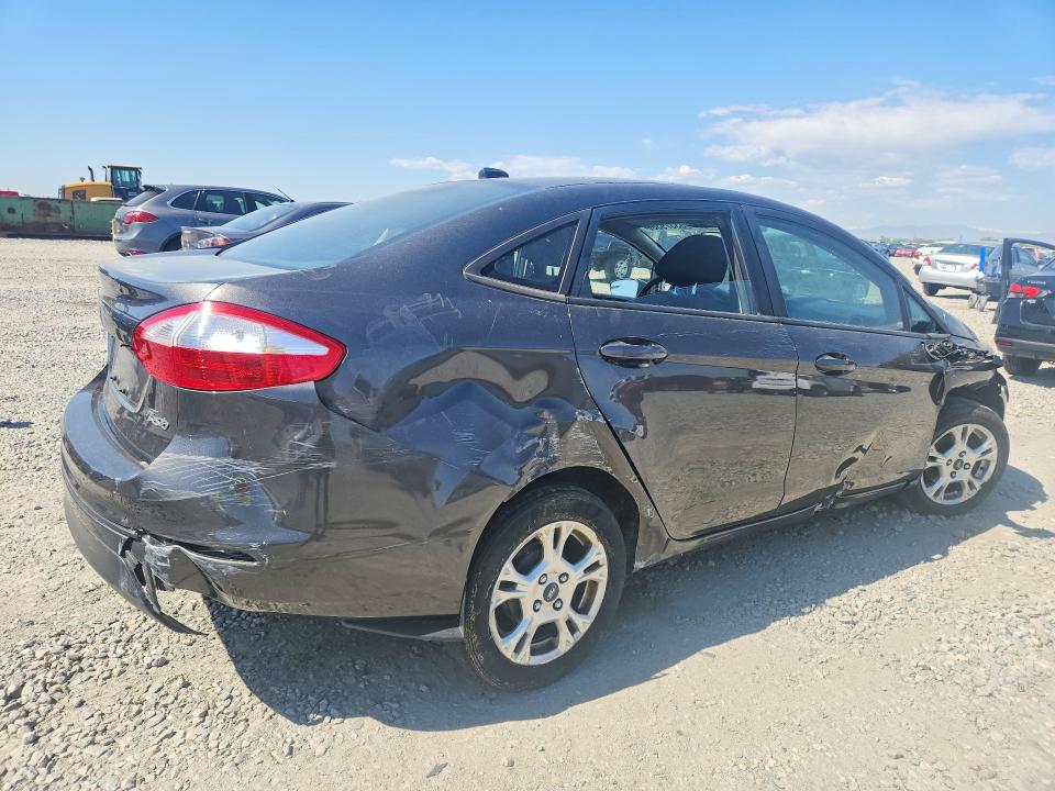 53379366 :رقم المزاد ، 3FADP4BJ2FM216860 vin ، 2015 Ford Fiesta مزاد بيع