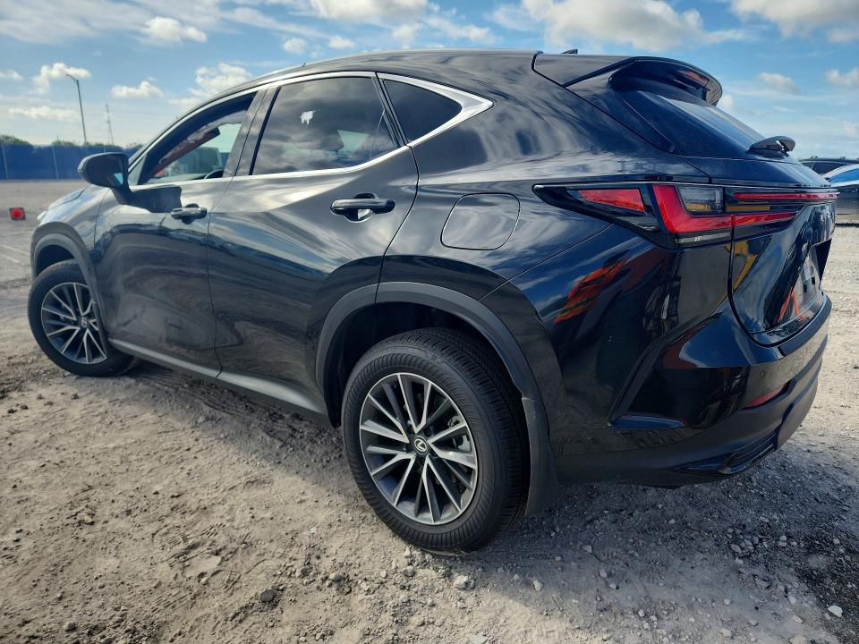 53520746 :رقم المزاد ، 2T2AKCEZ6SC053801 vin ، 2025 Lexus Nx 350h مزاد بيع