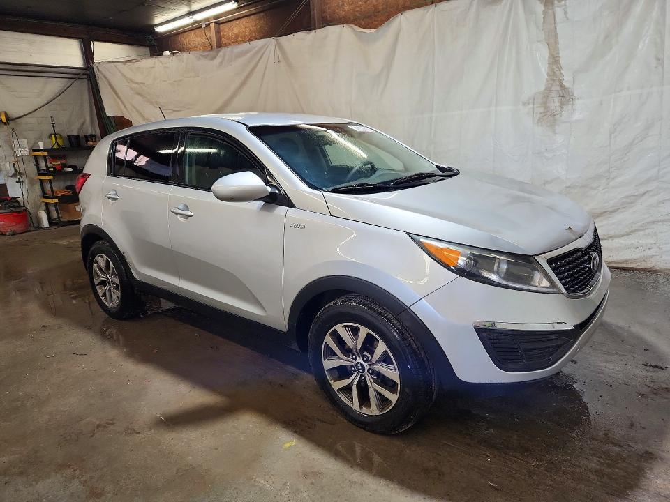 Продажа на аукционе авто 2015 Kia Sportage, vin: KNDPBCAC3F7677658, номер лота: 54052896