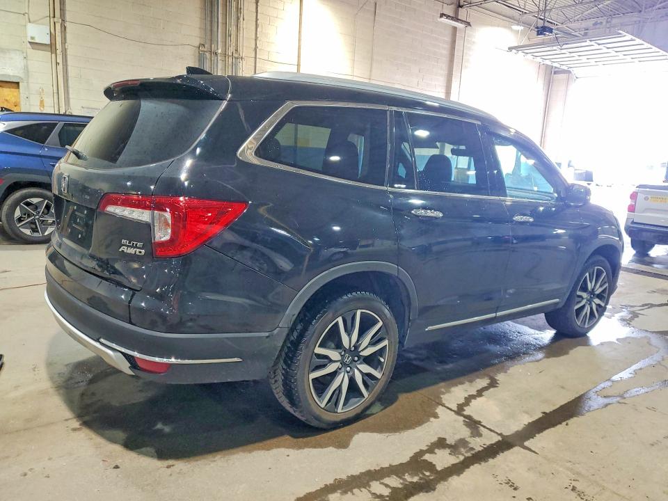 Продаж на аукціоні авто 2022 Honda Pilot, vin: 5FNYF6H07NB026077, номер лоту: 53924486