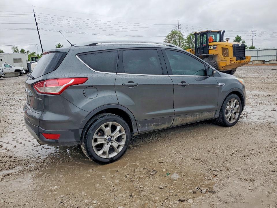 52500186 :رقم المزاد ، 1FMCU0J97GUC10916 vin ، 2016 Ford Escape مزاد بيع