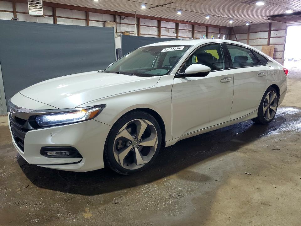 Aukcja sprzedaży 2018 Honda Accord, vin: 1HGCV1F90JA109582, numer aukcji: 51713136