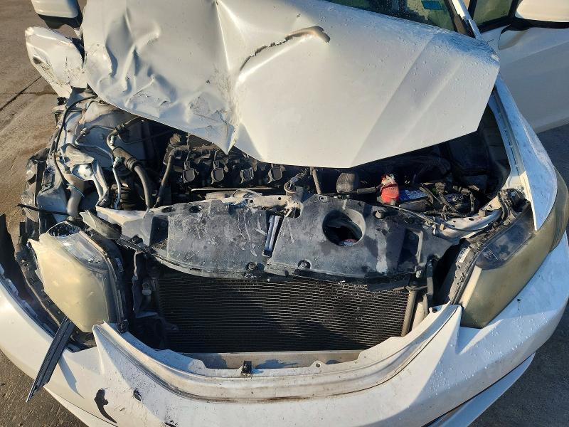 52137446 :رقم المزاد ، 19XFB2F88FE098725 vin ، 2015 Honda Civic مزاد بيع