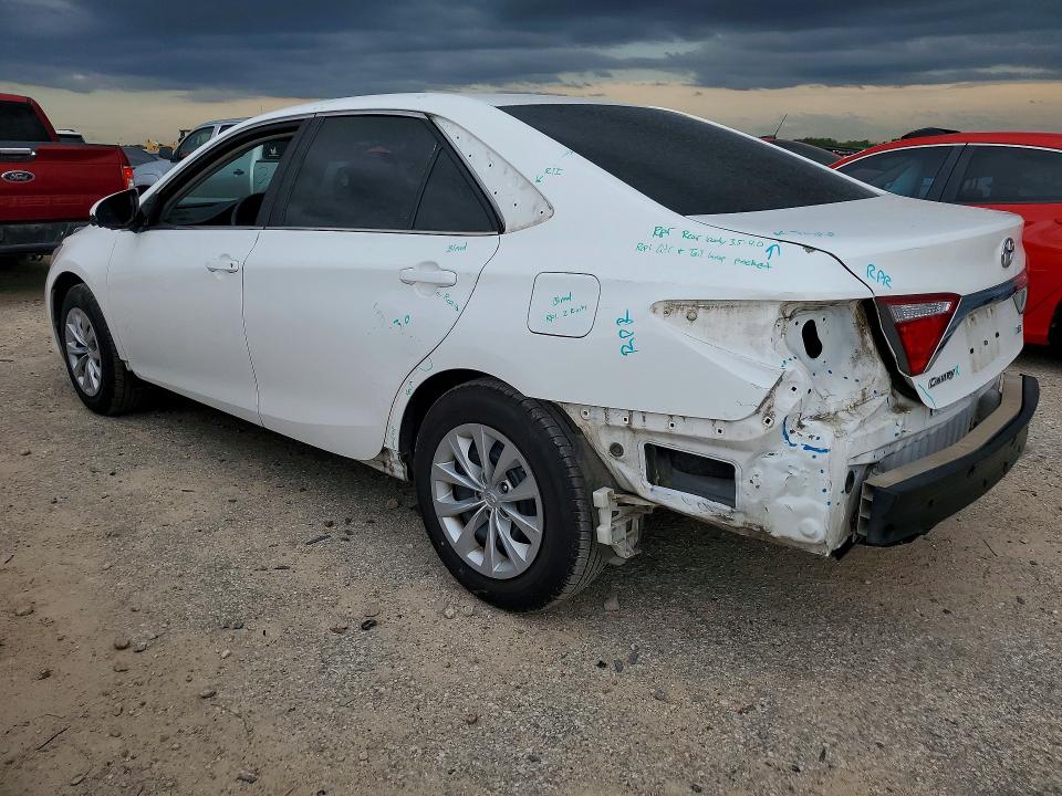 2015 Toyota Camry მანქანა იყიდება აუქციონზე, vin: 4T4BF1FKXFR512941, აუქციონის ნომერი: 54596216