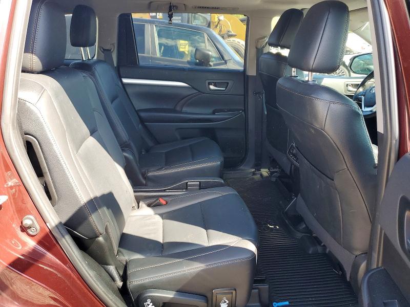 Продажа на аукционе авто 2019 Toyota Highlander, vin: 5TDJZRFH7KS721766, номер лота: 52893356