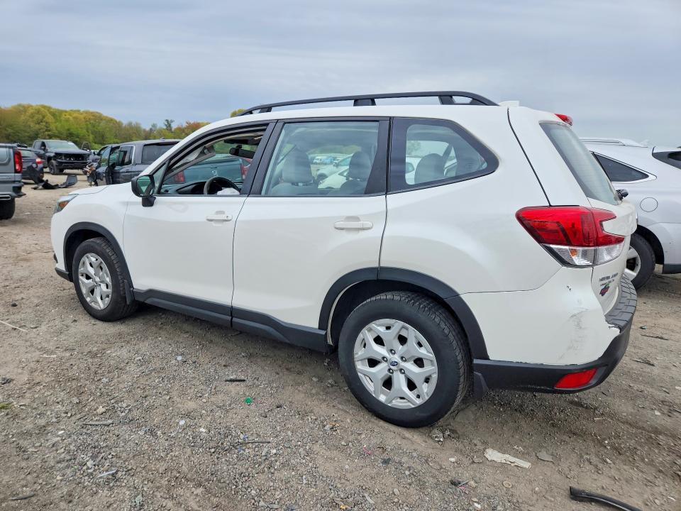 53182126 :رقم المزاد ، JF2SKACC5NH440420 vin ، 2022 Subaru Forester مزاد بيع