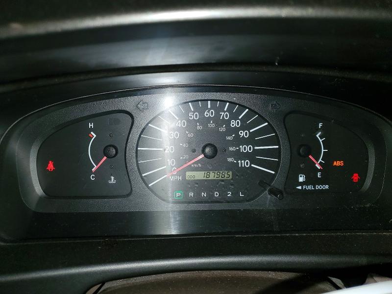 1999 Toyota Sienna მანქანა იყიდება აუქციონზე, vin: 4T3ZF19C0XU131881, აუქციონის ნომერი: 54336676