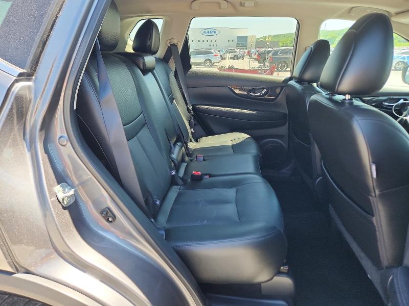 52819556 :رقم المزاد ، 5N1AT2MV6HC781562 vin ، 2017 Nissan Rogue مزاد بيع