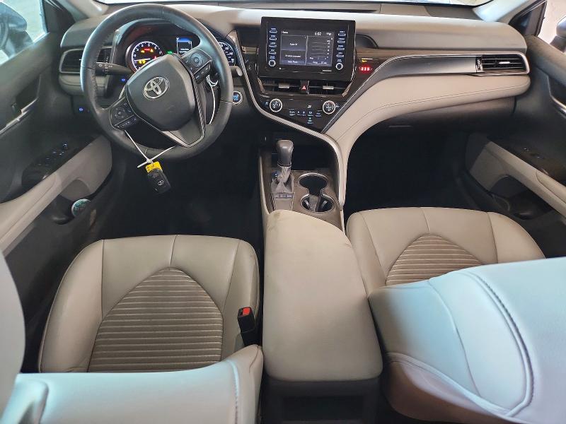 52717206 :رقم المزاد ، 4T1T11AK0NU054264 vin ، 2022 Toyota Camry مزاد بيع