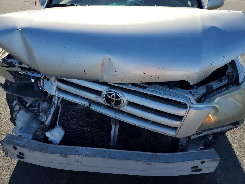 54239246 :رقم المزاد ، JTEGP21A250051404 vin ، 2005 Toyota Highlander مزاد بيع