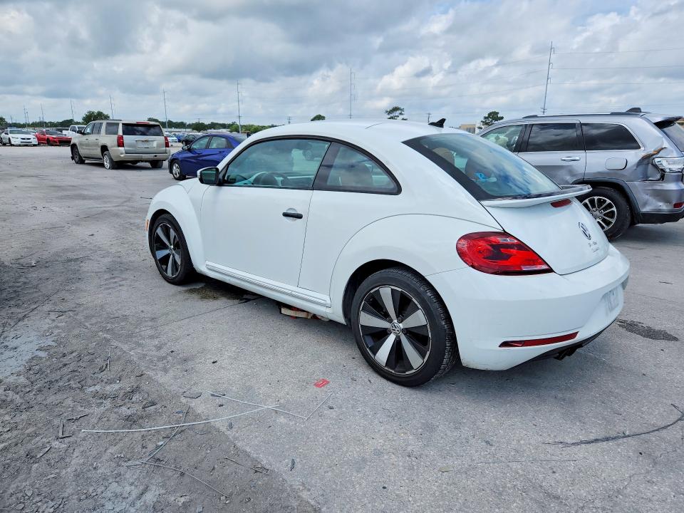 54146626 :رقم المزاد ، 3VWF17AT0HM624752 vin ، 2017 Volkswagen Beetle مزاد بيع