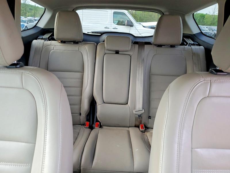 53040616 :رقم المزاد ، 1FMCU9HDXJUB01811 vin ، 2018 Ford Escape مزاد بيع