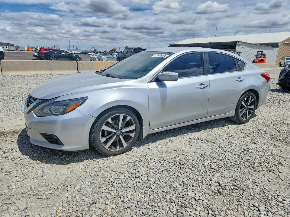 51924006 :رقم المزاد ، 1N4AL3AP1GC177423 vin ، 2016 Nissan Altima مزاد بيع