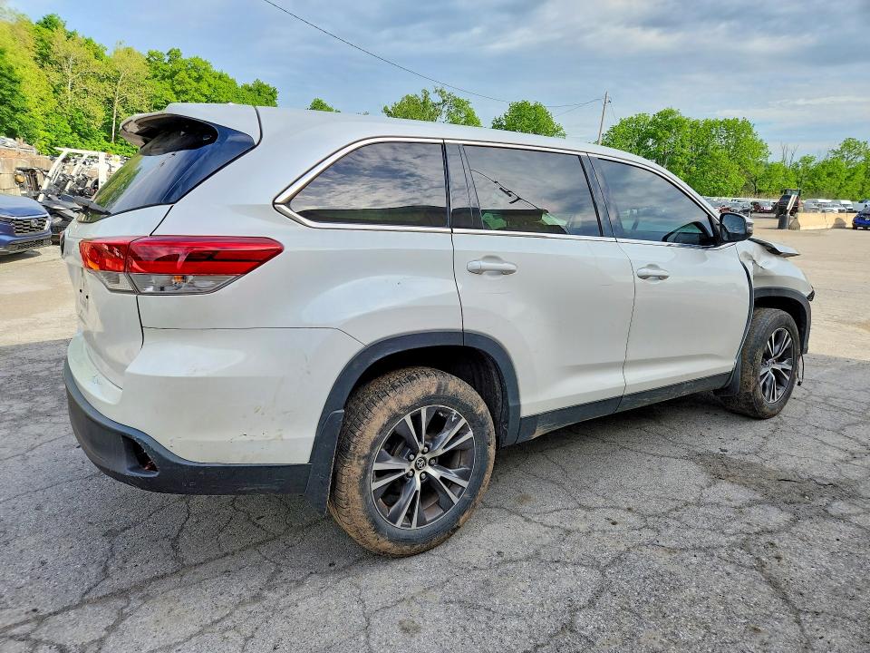 Продаж на аукціоні авто 2019 Toyota Highlander, vin: 5TDBZRFH6KS993214, номер лоту: 54829996