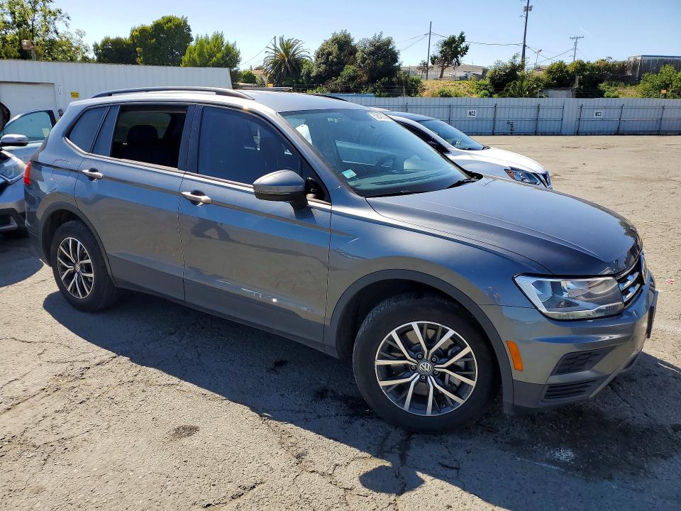 Продажа на аукционе авто 2021 Volkswagen Tiguan, vin: 3VV1B7AX2MM044296, номер лота: 53845356