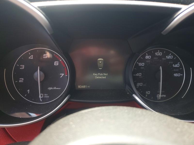 53578126 :رقم المزاد ، ZARFAEDN9J7594502 vin ، 2018 Alfa Romeo Giulia مزاد بيع