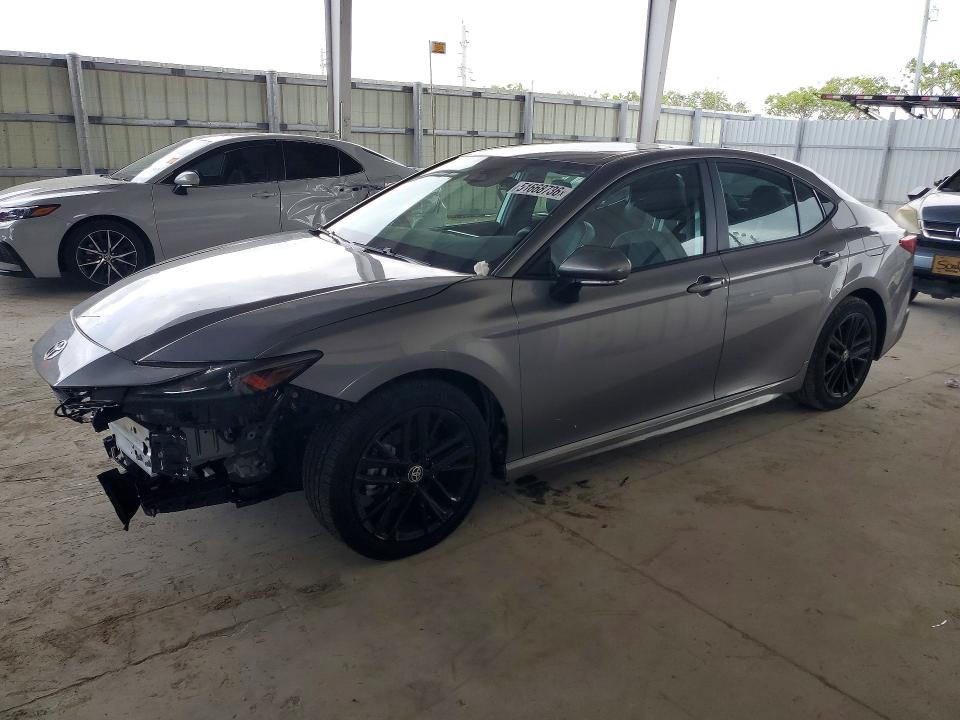 51668736 :رقم المزاد ، 4T1DAACK7SU504473 vin ، 2025 Toyota Camry مزاد بيع