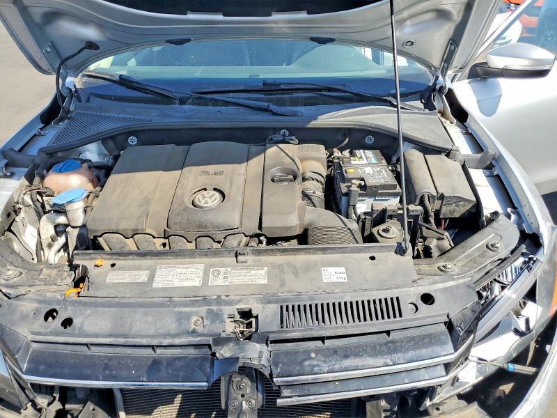 2013 Volkswagen Passat მანქანა იყიდება აუქციონზე, vin: 1VWBP7A33DC042122, აუქციონის ნომერი: 54876646