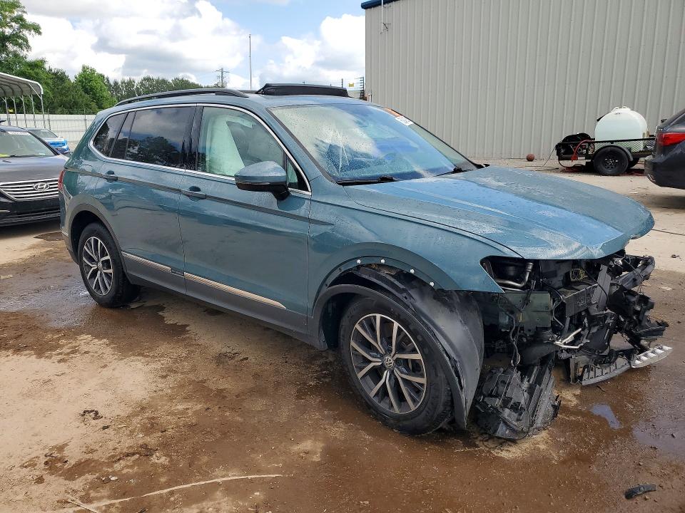 2020 Volkswagen Tiguan მანქანა იყიდება აუქციონზე, vin: 3VV2B7AX7LM135471, აუქციონის ნომერი: 53942056