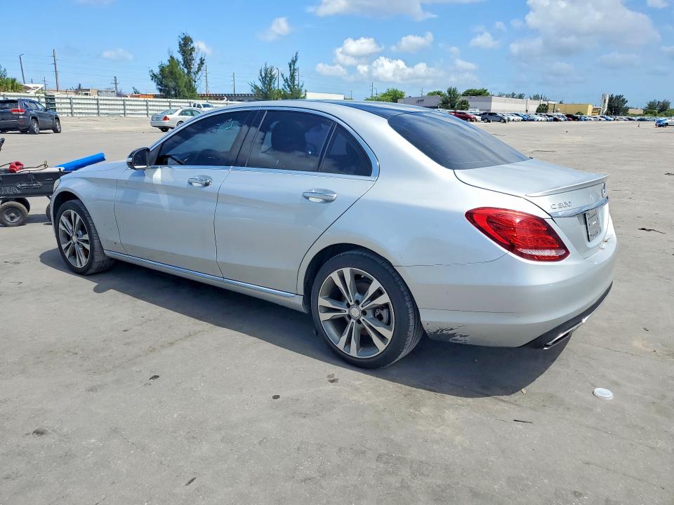 54649806 :رقم المزاد ، 55SWF4KB8GU172432 vin ، 2016 Mercedes-benz C مزاد بيع
