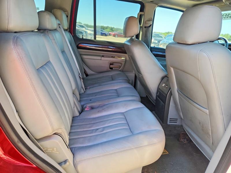 53556596 :رقم المزاد ، 5LMEU88H04ZJ43818 vin ، 2004 Lincoln Townhouse Aviator مزاد بيع