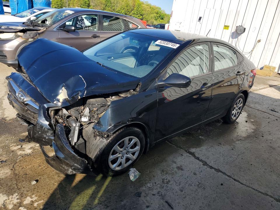 52030746 :رقم المزاد ، KMHCT4AE8CU121891 vin ، 2012 Hyundai Accent مزاد بيع